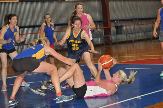 Women’s basketball finals | PHOTOS