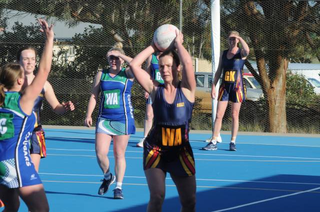 KLU v Keith footy/netball | PHOTOS