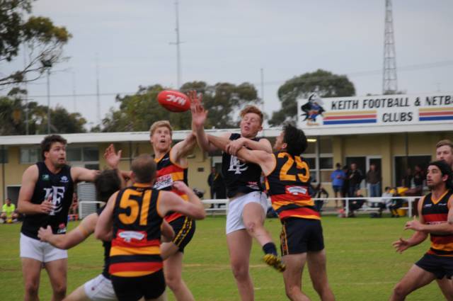 Keith v Lucindale footy/netball | PHOTOS