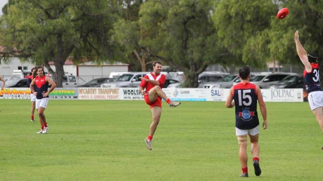 KNTFL round 4 football | PREVIEW